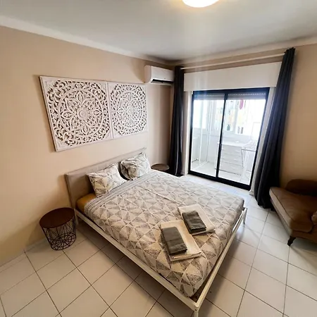 Rosa Apartment