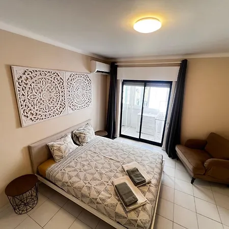 Rosa Apartment *